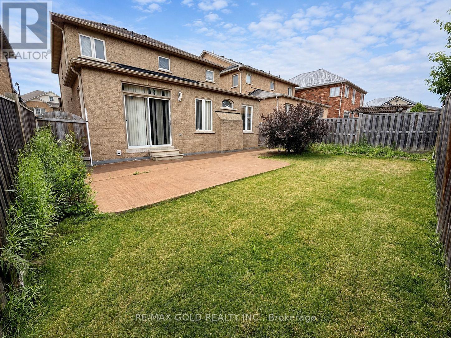 6 Stonemount Trail, Brampton, Ontario  L6R 0P8 - Photo 31 - W13669832