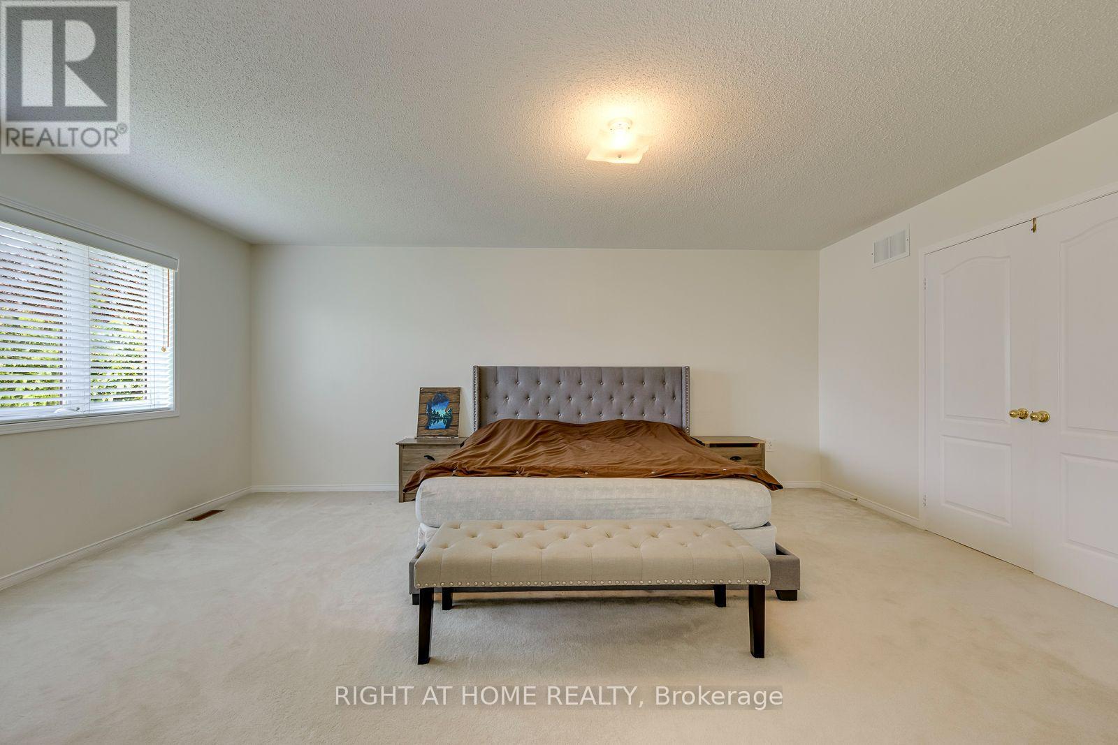 2244 Overfield Road, Oakville, Ontario  L6M 3S8 - Photo 22 - W13669846