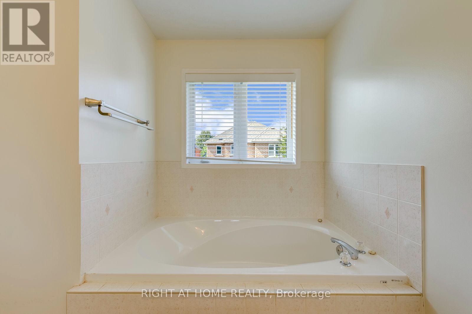 2244 Overfield Road, Oakville, Ontario  L6M 3S8 - Photo 25 - W13669846