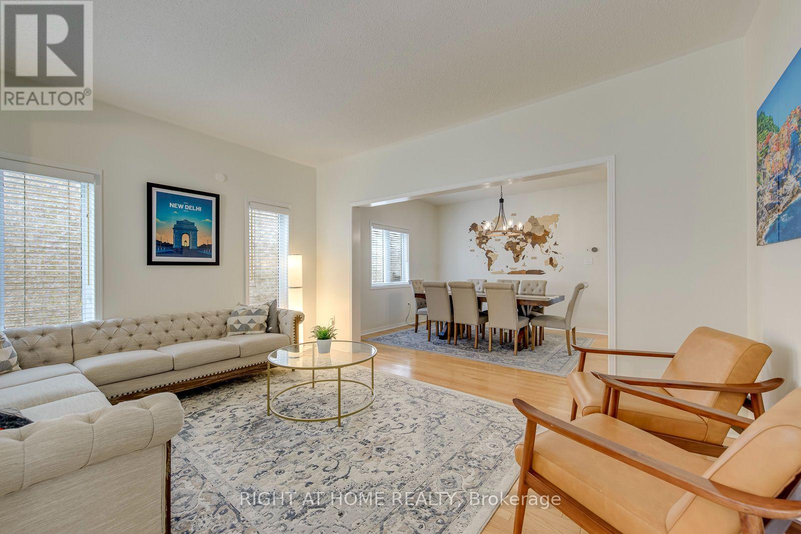 2244 Overfield Road, Oakville, Ontario  L6M 3S8 - Photo 5 - W13669846