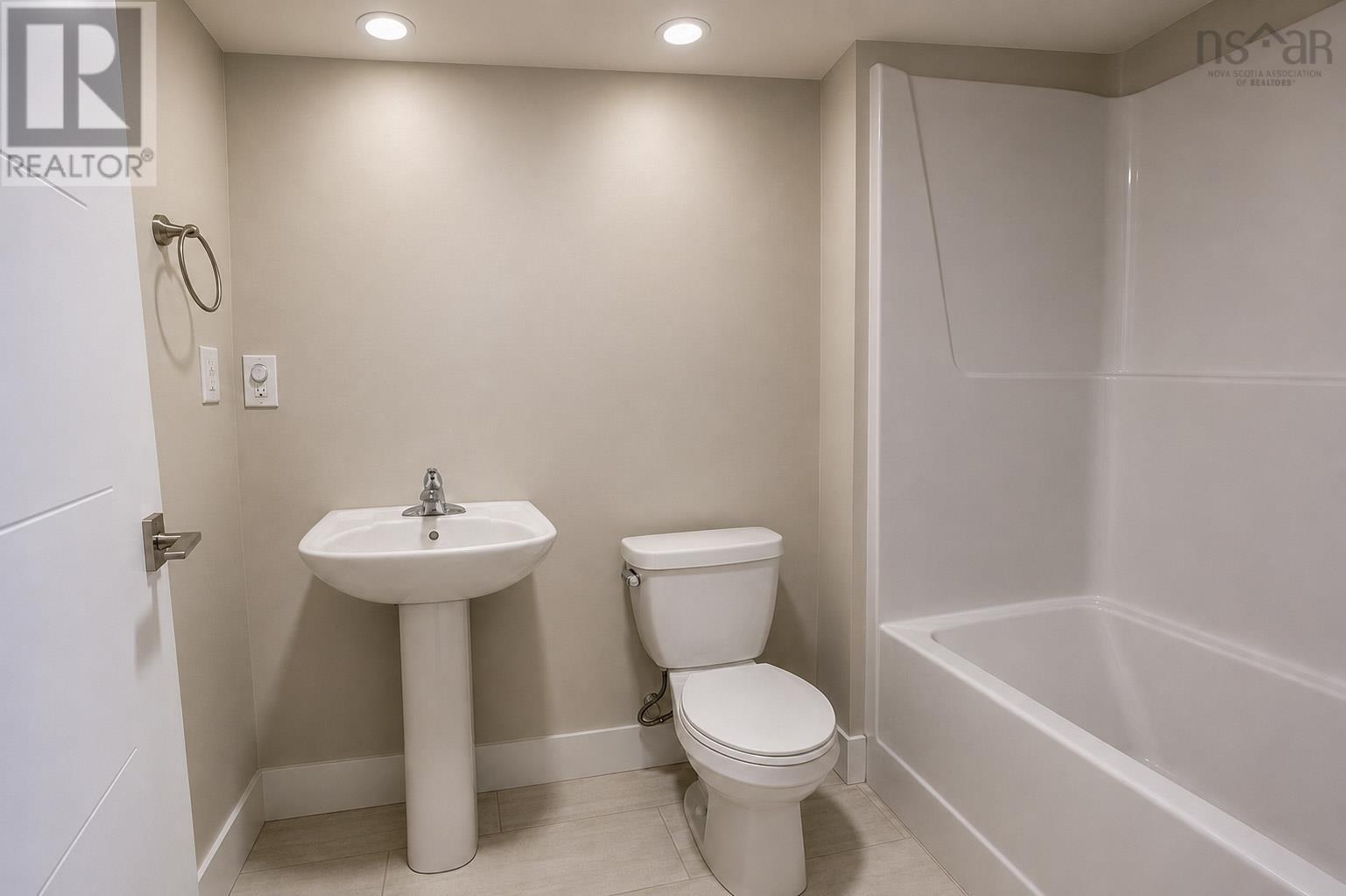 17 Grosse Street, Beechville, Nova Scotia  B3T 0M7 - Photo 34 - 202618354
