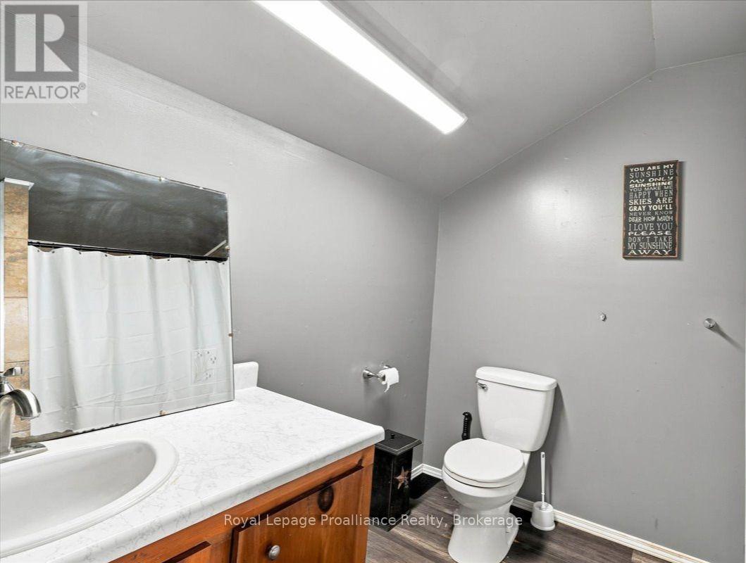 1080 Smith Street, Quinte West, Ontario  K0K 1H0 - Photo 26 - X13668238