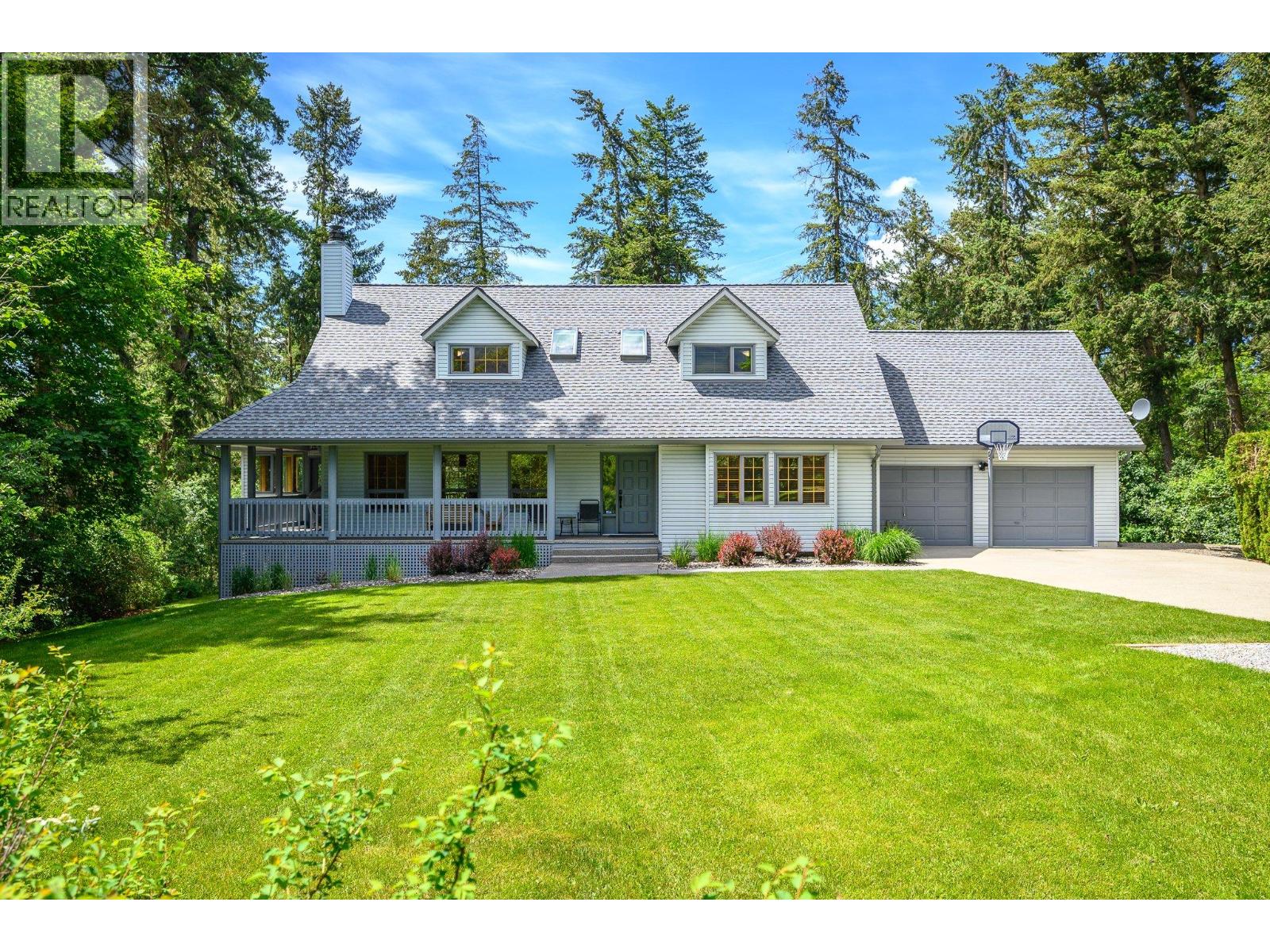 2245 Okanagan Street, Armstrong, British Columbia
