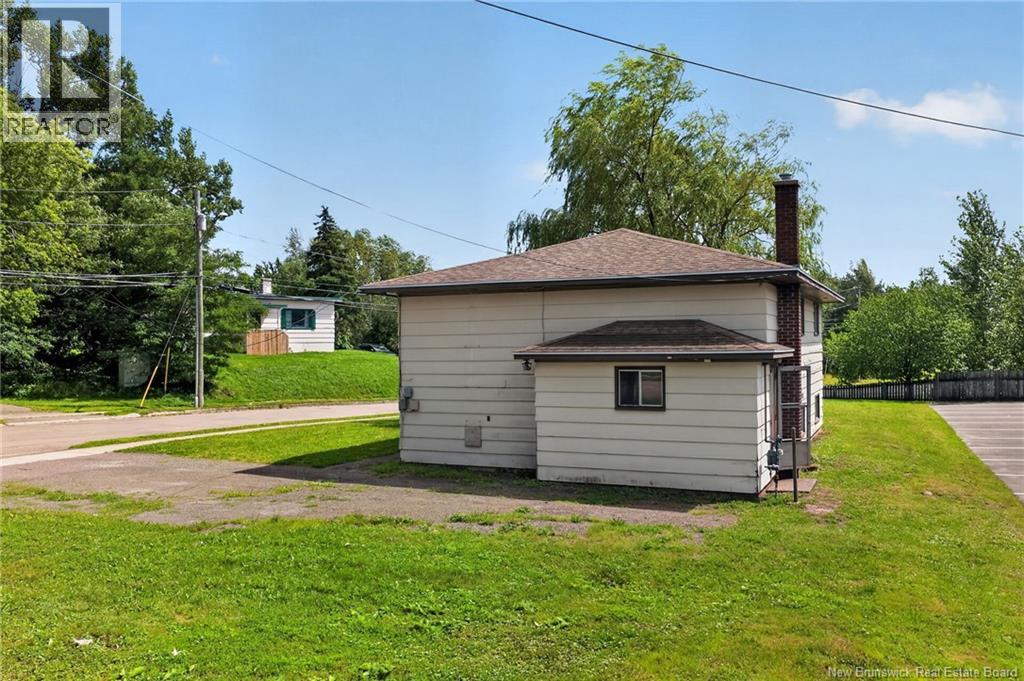 106-108 Seaman Street, Moncton, New Brunswick  E1A 4B6 - Photo 4 - NB145944