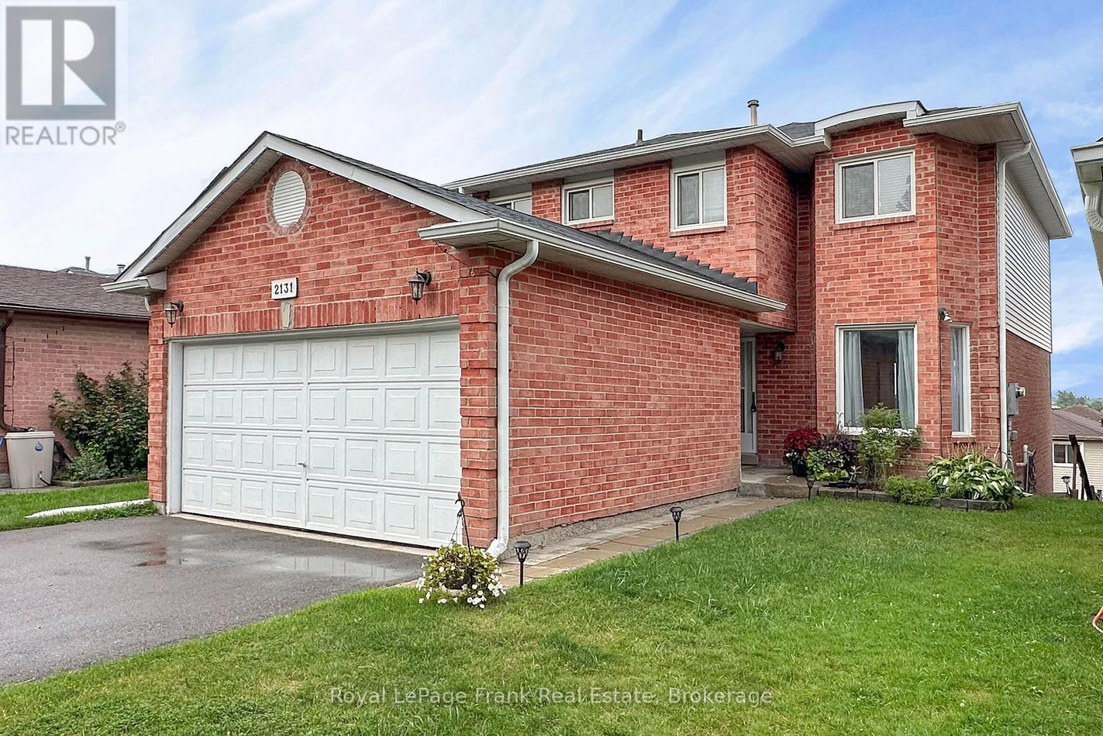 2131 Theoden Court, Pickering, Ontario  L1X 1Z9 - Photo 2 - E13669860