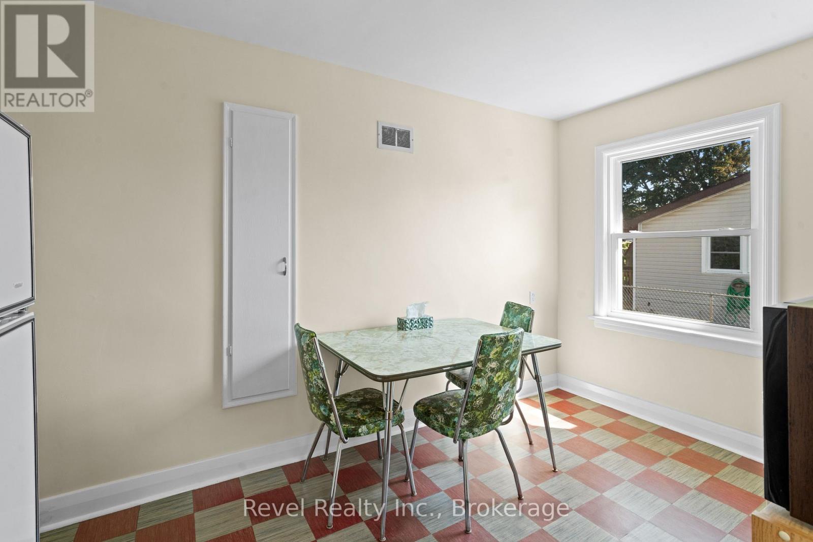 51 Cobbledick Street, Clarington, Ontario  L1B 1L9 - Photo 11 - E13669900