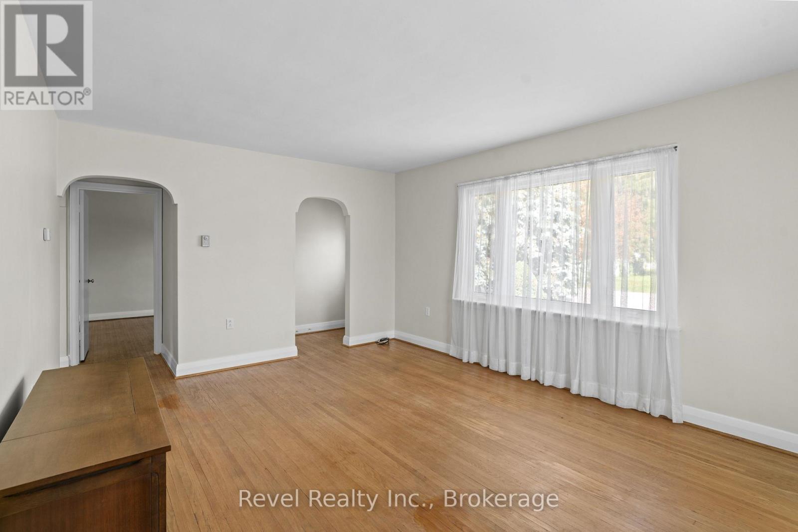 51 Cobbledick Street, Clarington, Ontario  L1B 1L9 - Photo 6 - E13669900