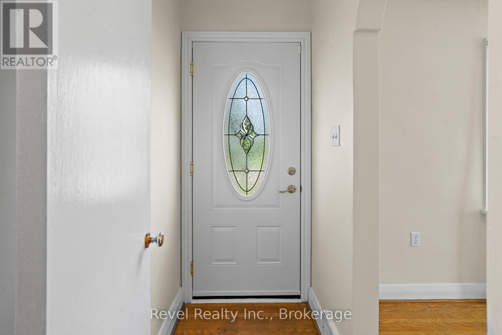 51 Cobbledick Street, Clarington, Ontario  L1B 1L9 - Photo 8 - E13669900