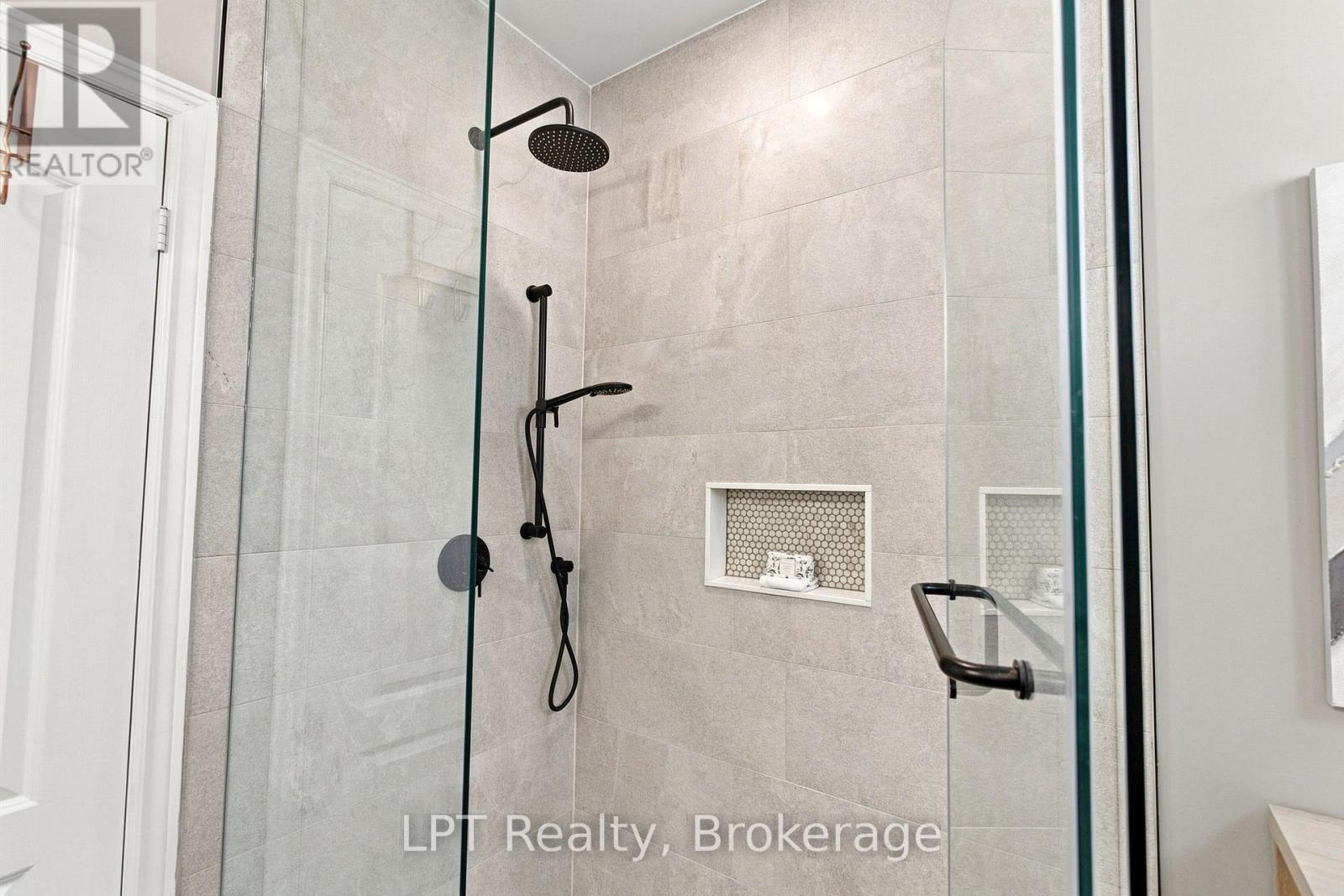 87 Darius Harns Drive, Whitby, Ontario  L1M 2G2 - Photo 17 - E13669978