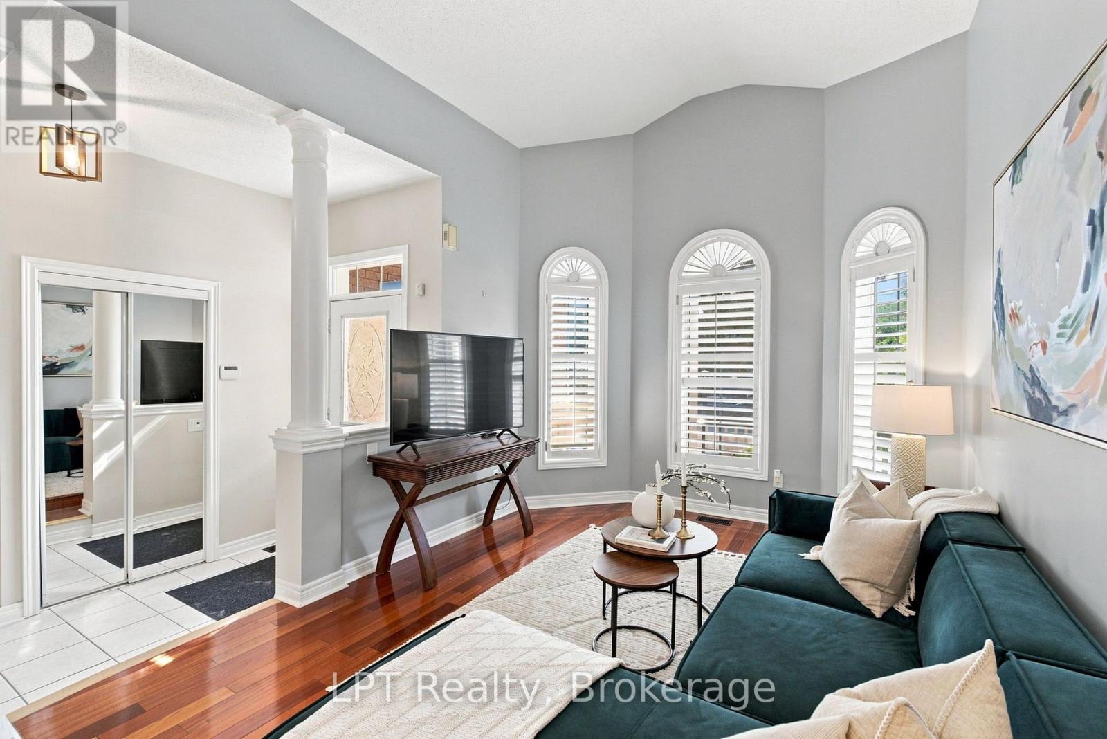87 Darius Harns Drive, Whitby, Ontario  L1M 2G2 - Photo 4 - E13669978