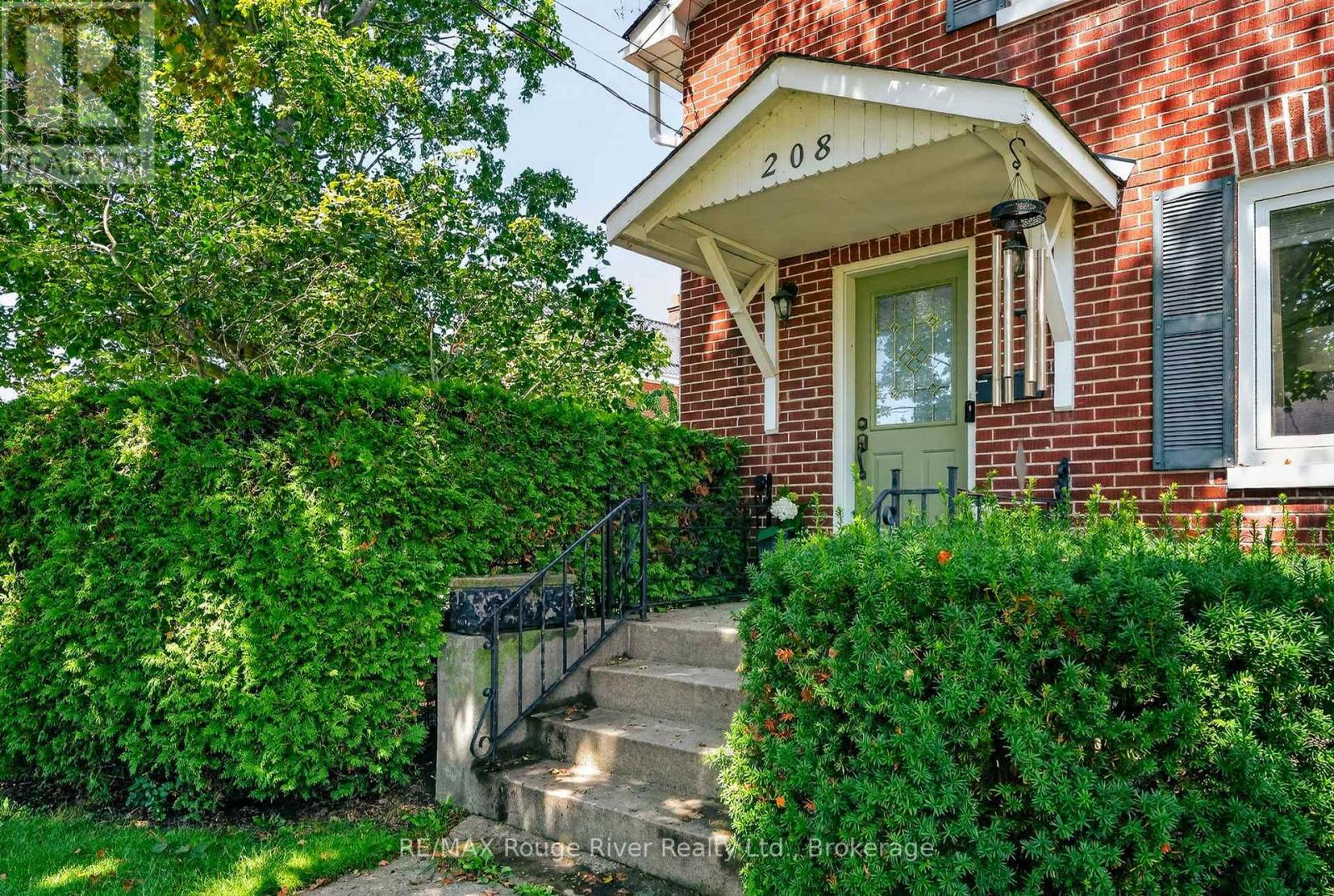 208 Albert Street, Cobourg, Ontario  K9A 2R7 - Photo 4 - X13669880
