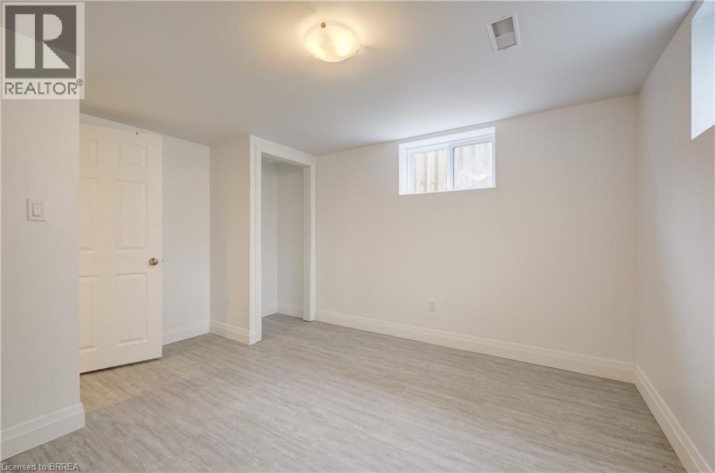 37 Glenwood Drive, Brantford, Ontario  N3S 3G5 - Photo 20 - 40827485
