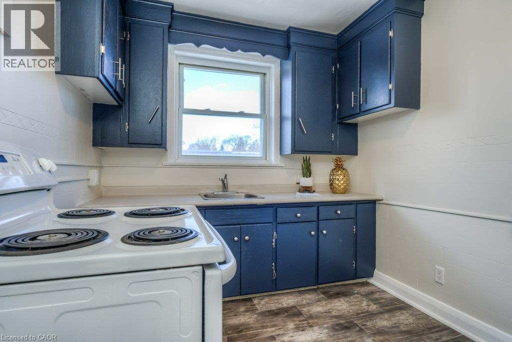 141 Chapel Street Unit# 10, Kitchener, Ontario  N2H 2T6 - Photo 14 - 40853238