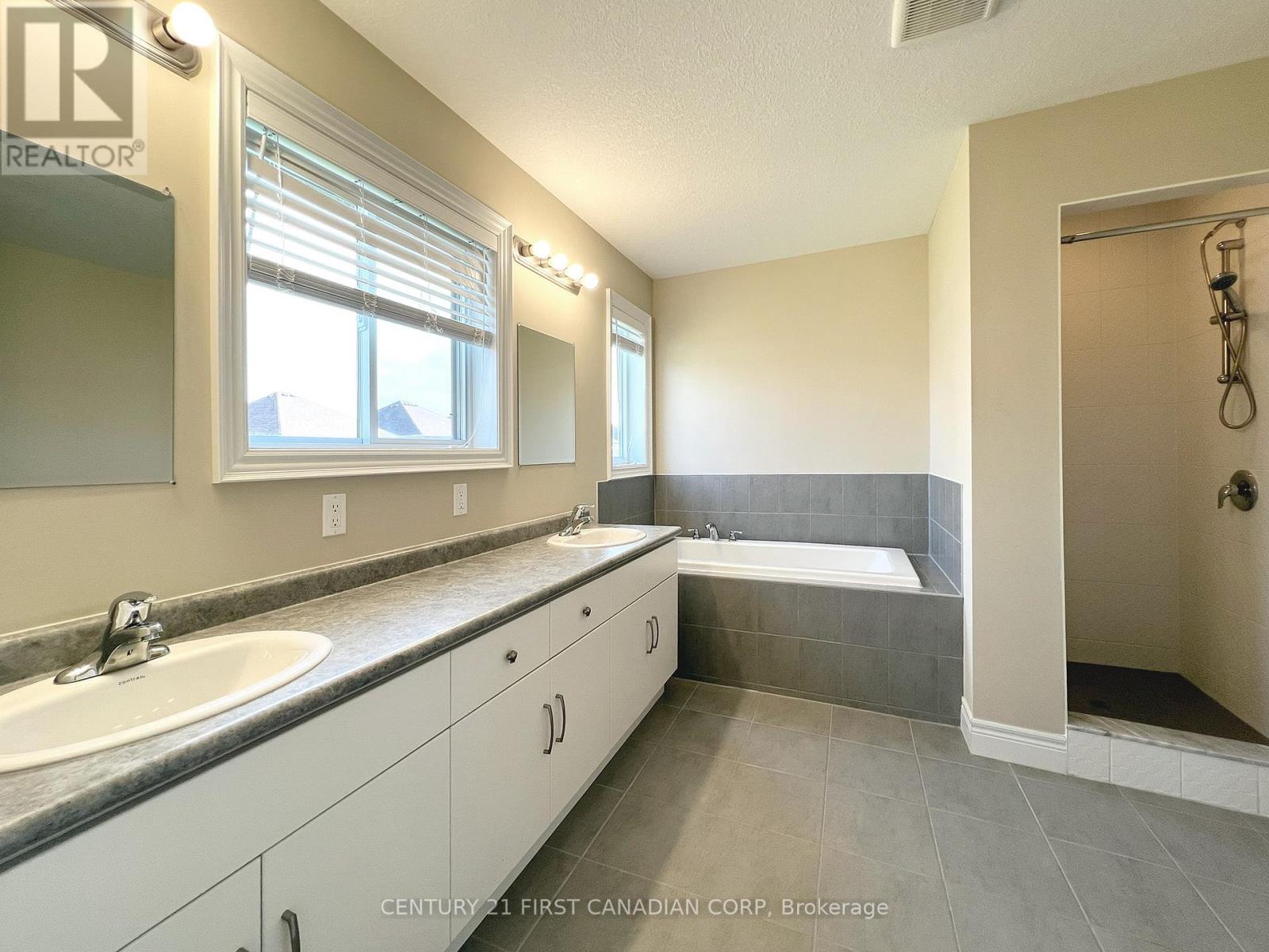 75 Bradwell Chase, London North, Ontario  N6G 0P3 - Photo 15 - X13669882