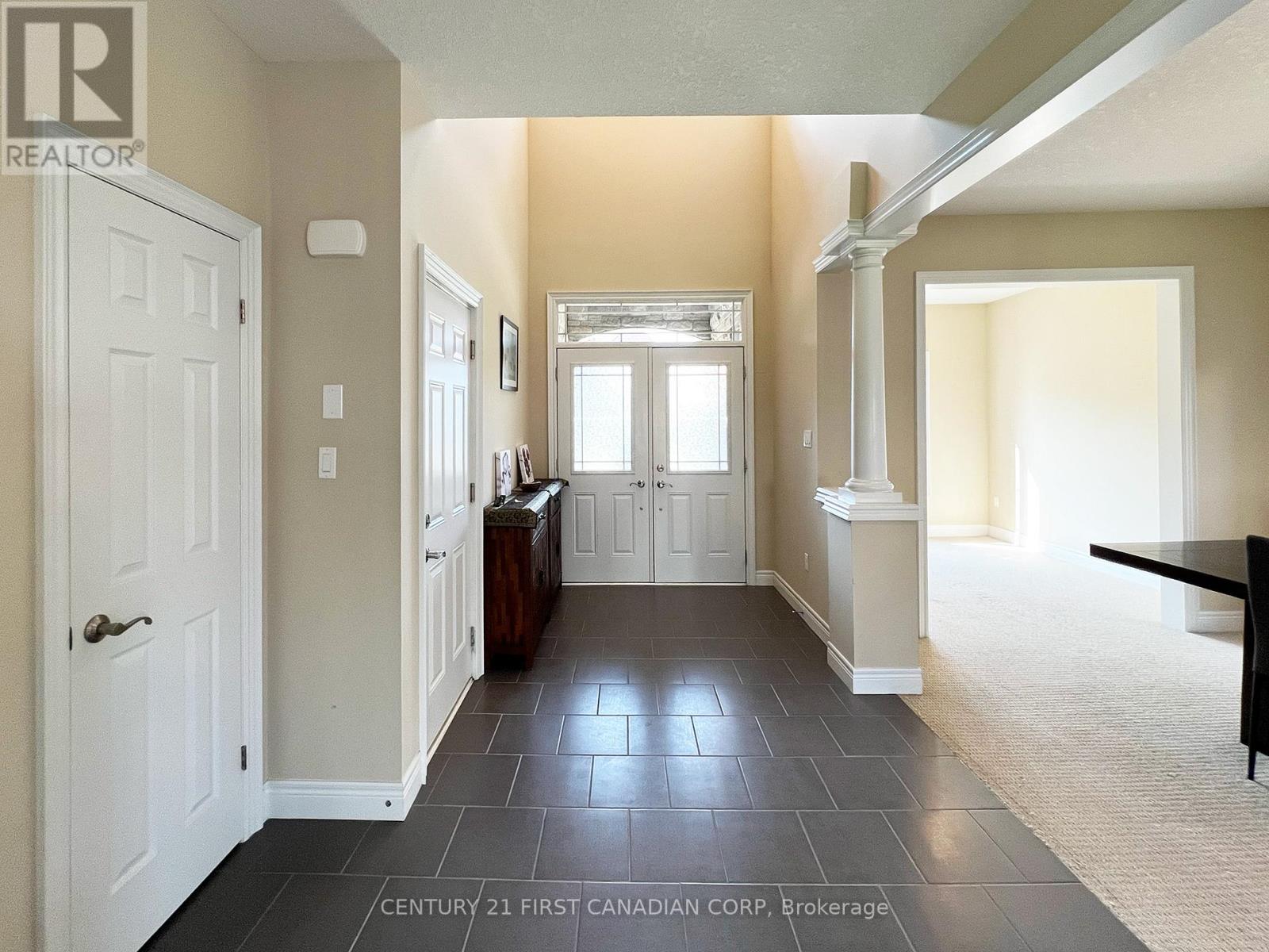 75 Bradwell Chase, London North, Ontario  N6G 0P3 - Photo 3 - X13669882
