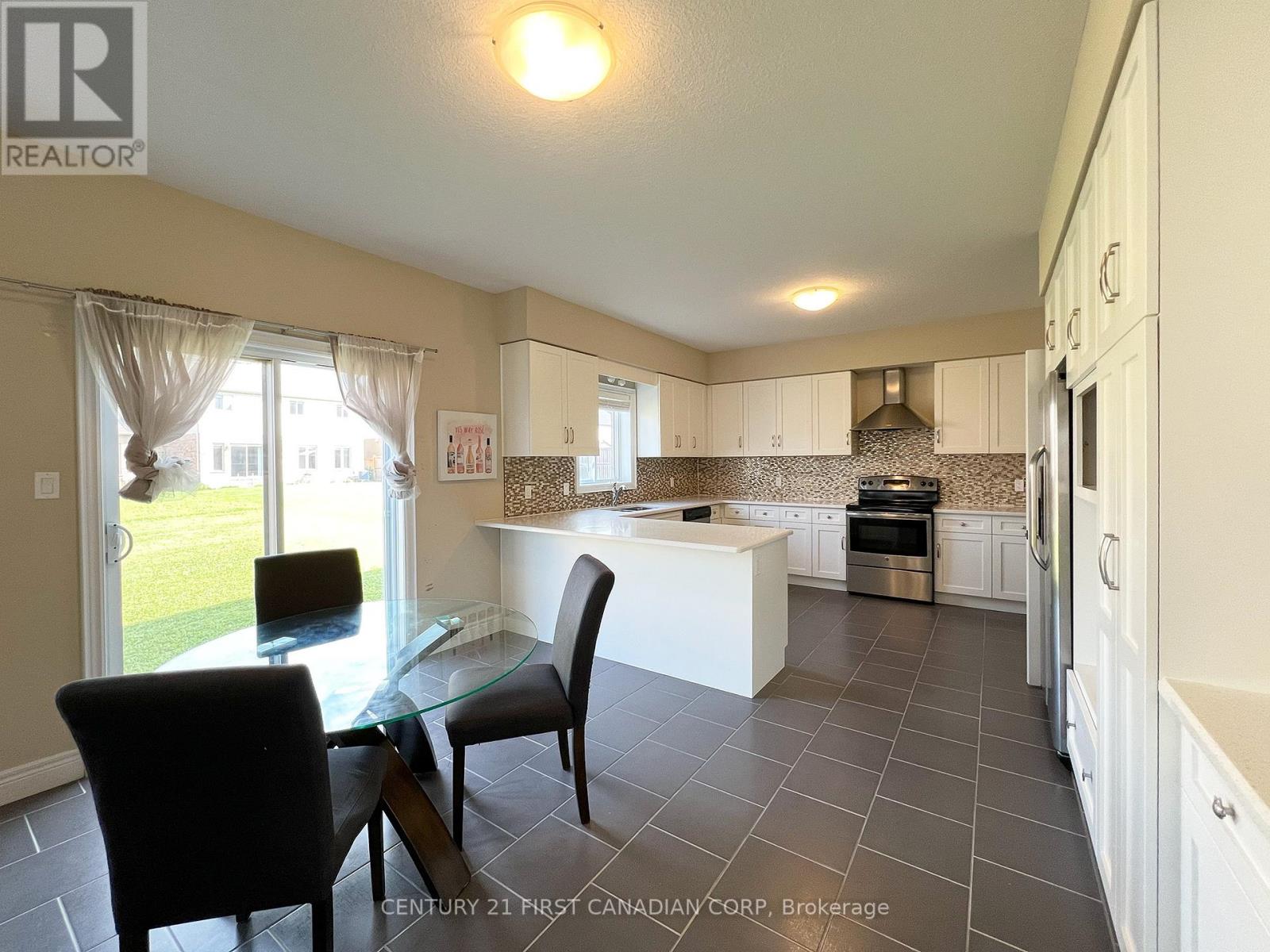 75 Bradwell Chase, London North, Ontario  N6G 0P3 - Photo 9 - X13669882