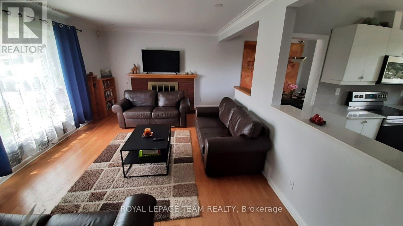 Upstrs - 1015 Pinecrest Road, Ottawa, Ontario K2B 6B6 - Photo 2 - X13669888
