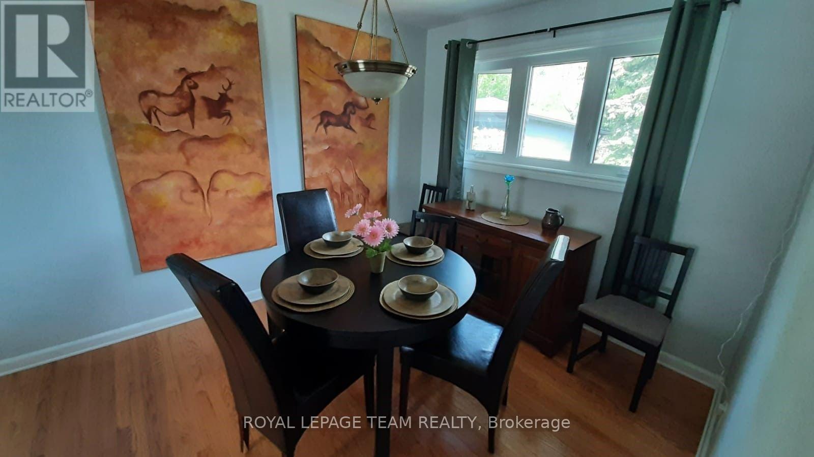 Upstrs - 1015 Pinecrest Road, Ottawa, Ontario K2B 6B6 - Photo 6 - X13669888