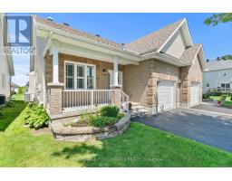 7 ABBEY CRESCENT, Russell, Ontario