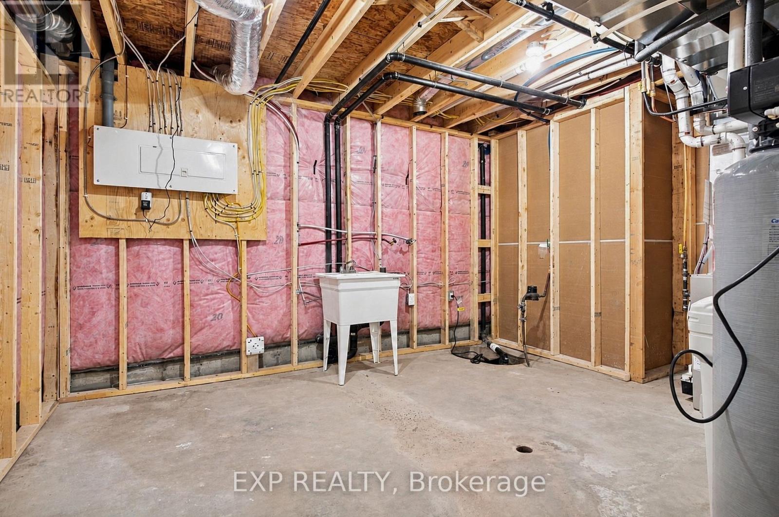 5 Vera Street, Haldimand (Nanticoke), Ontario N0A 1J0 - Photo 32 - X13669866