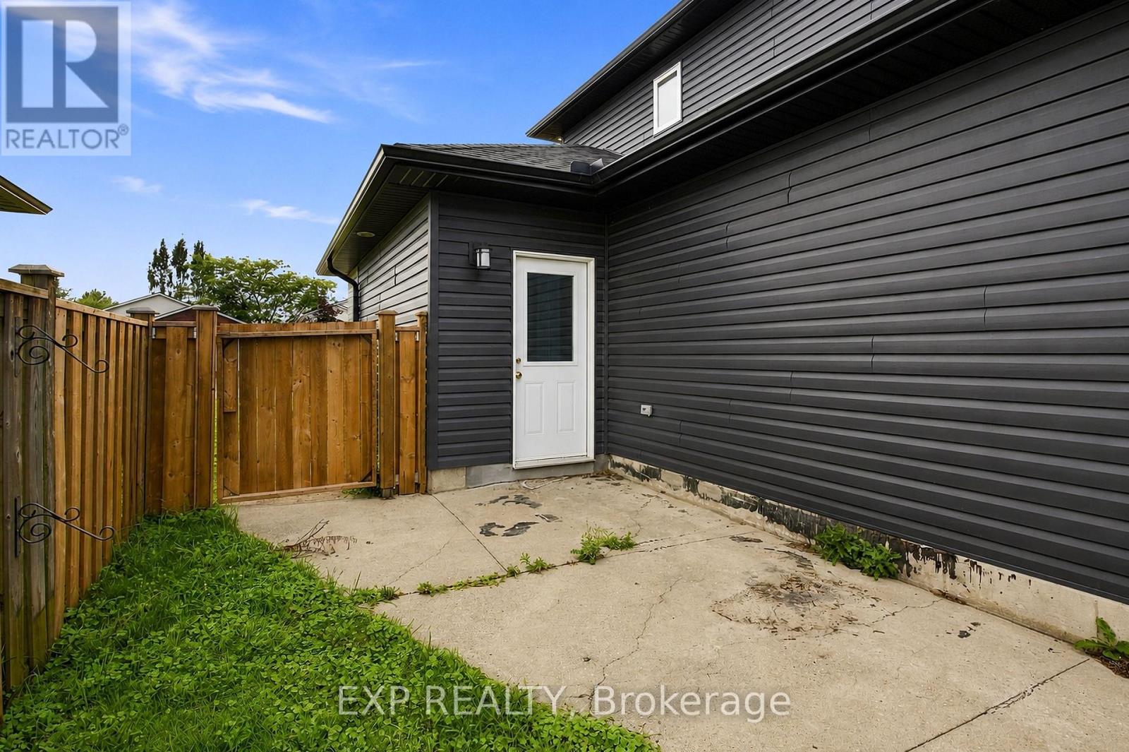 5 Vera Street, Haldimand (Nanticoke), Ontario N0A 1J0 - Photo 33 - X13669866