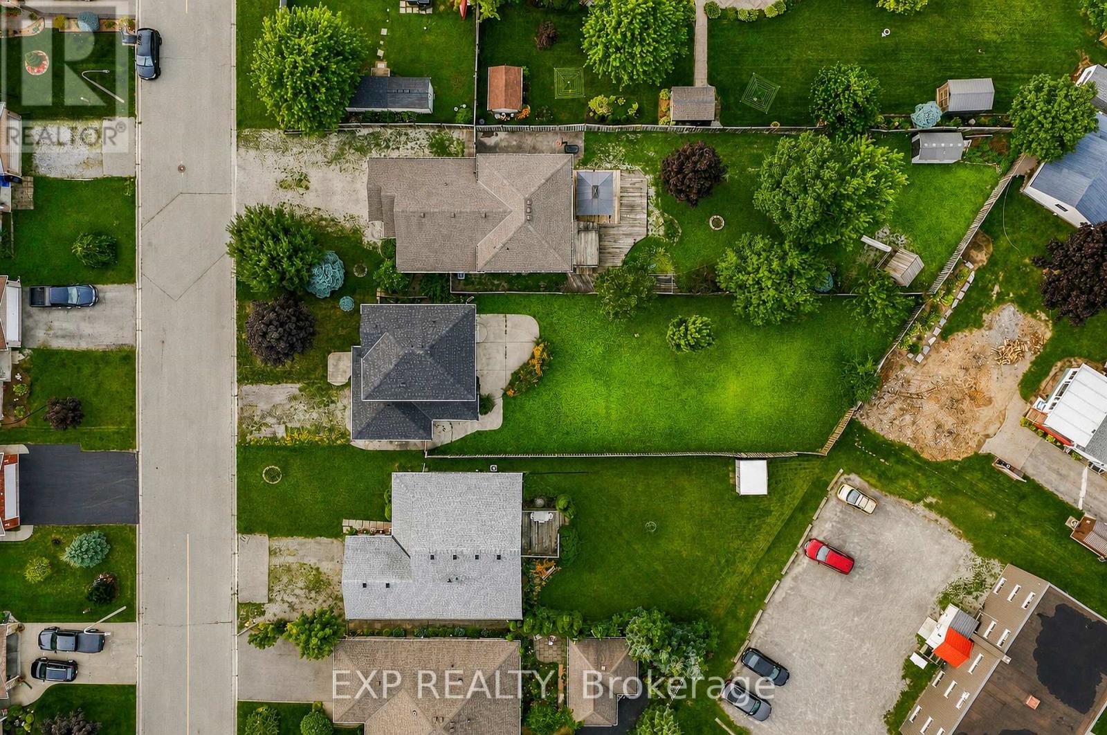 5 Vera Street, Haldimand (Nanticoke), Ontario N0A 1J0 - Photo 5 - X13669866