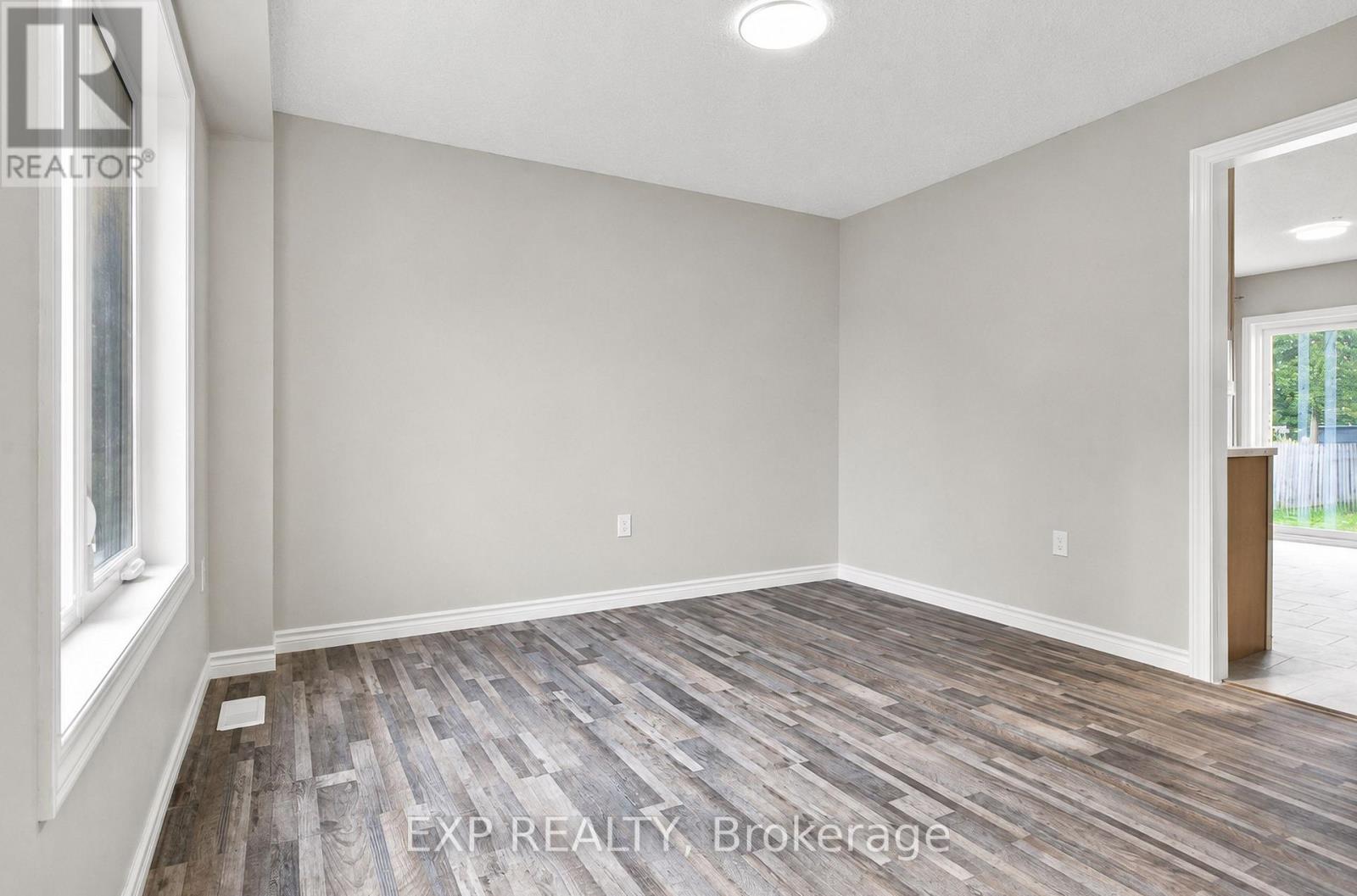 5 Vera Street, Haldimand (Nanticoke), Ontario N0A 1J0 - Photo 7 - X13669866