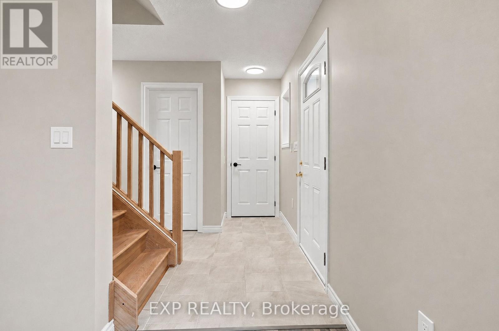 5 Vera Street, Haldimand (Nanticoke), Ontario N0A 1J0 - Photo 8 - X13669866