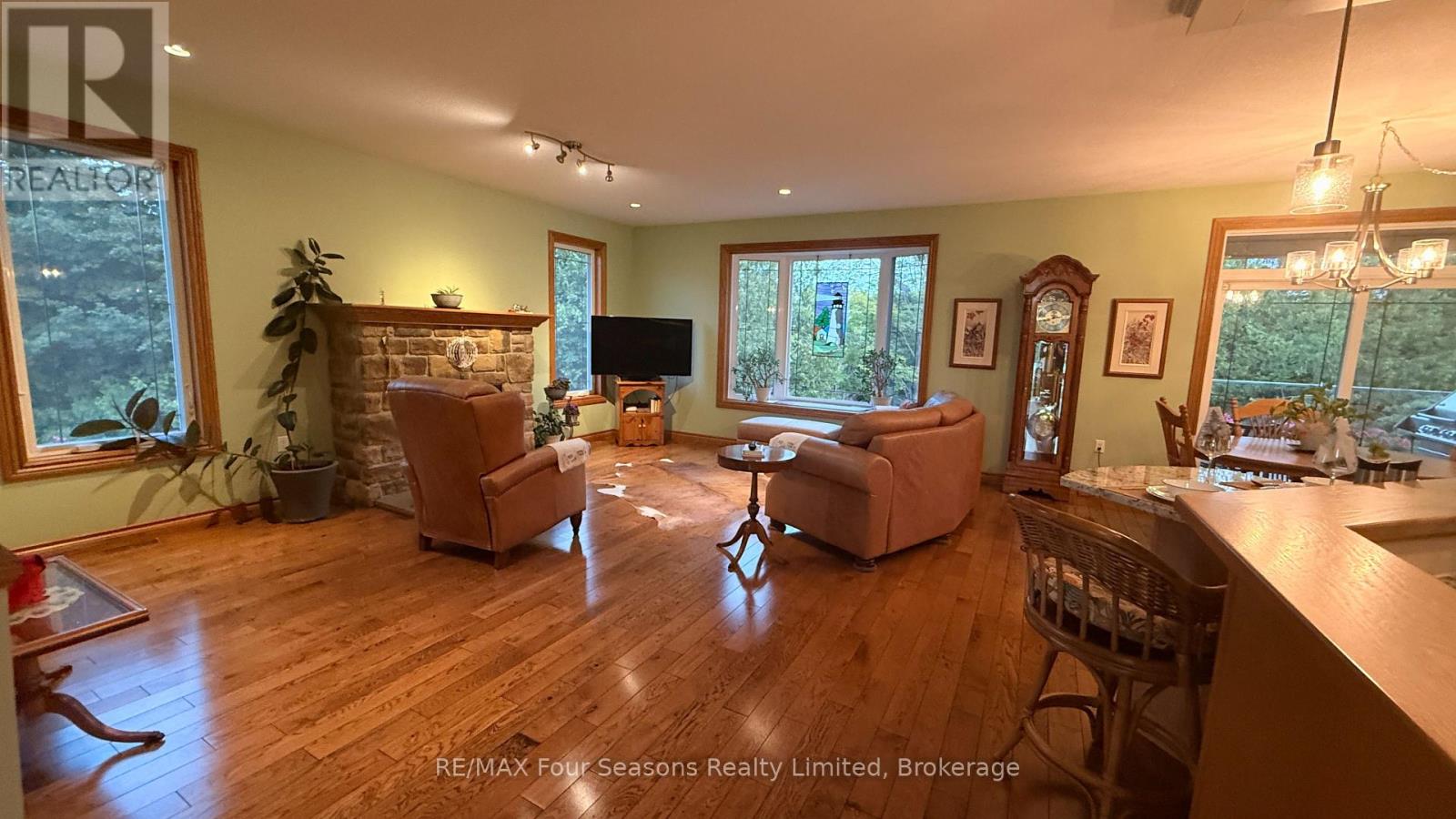 229 S Rankin Street, Saugeen Shores, Ontario  N0H 2L0 - Photo 38 - X13258430