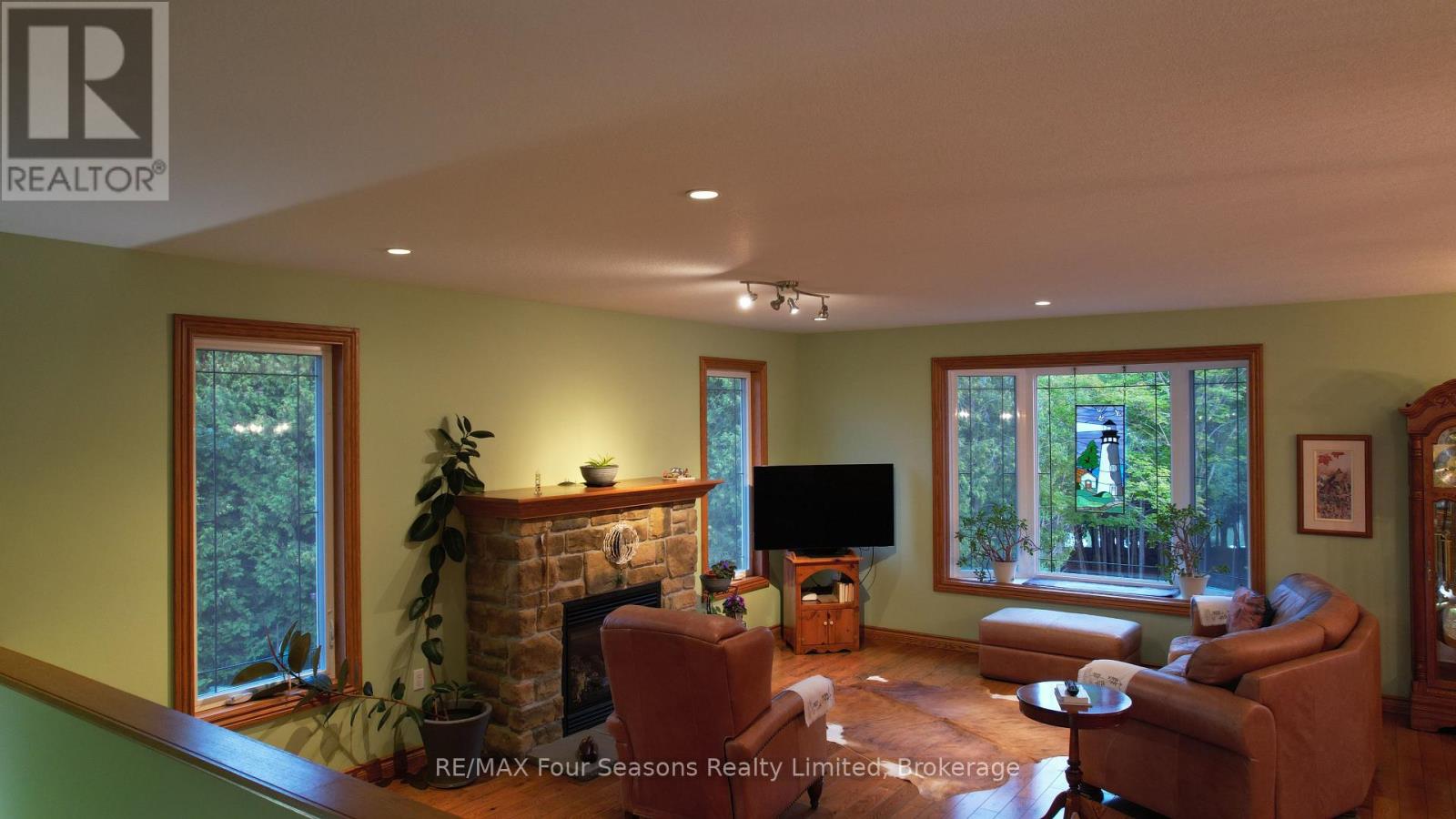 229 S Rankin Street, Saugeen Shores, Ontario  N0H 2L0 - Photo 39 - X13258430
