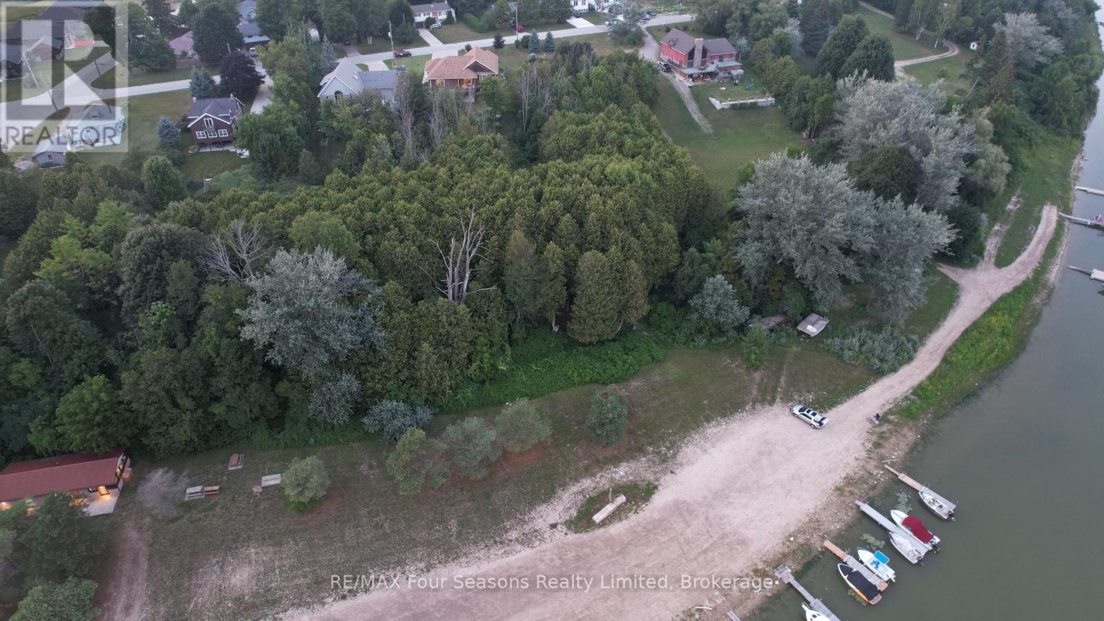 229 S Rankin Street, Saugeen Shores, Ontario  N0H 2L0 - Photo 13 - X13258430