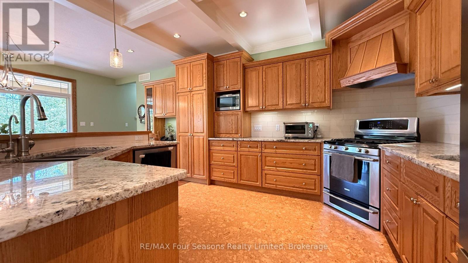 229 S Rankin Street, Saugeen Shores, Ontario  N0H 2L0 - Photo 15 - X13258430