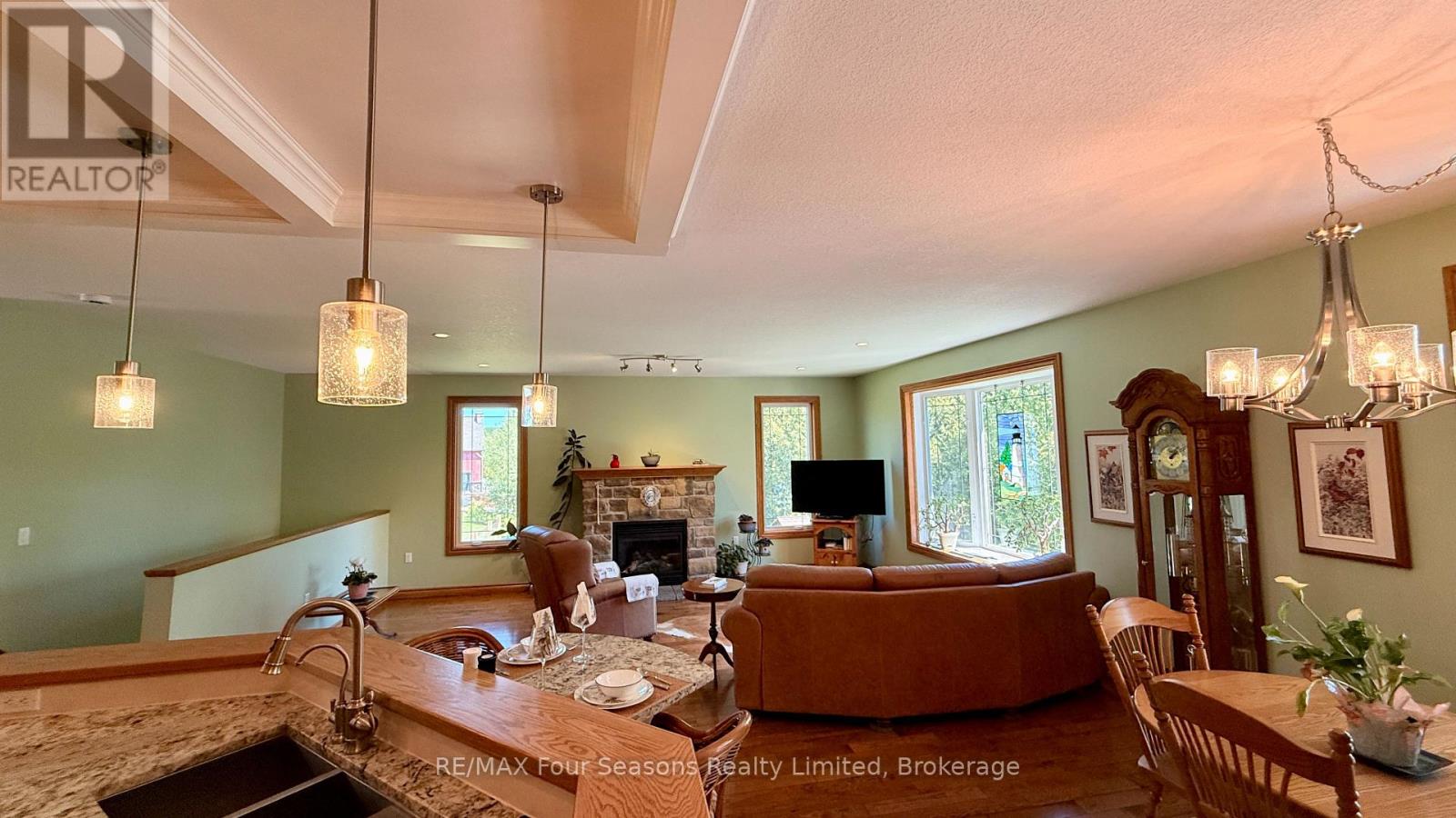 229 S Rankin Street, Saugeen Shores, Ontario  N0H 2L0 - Photo 19 - X13258430