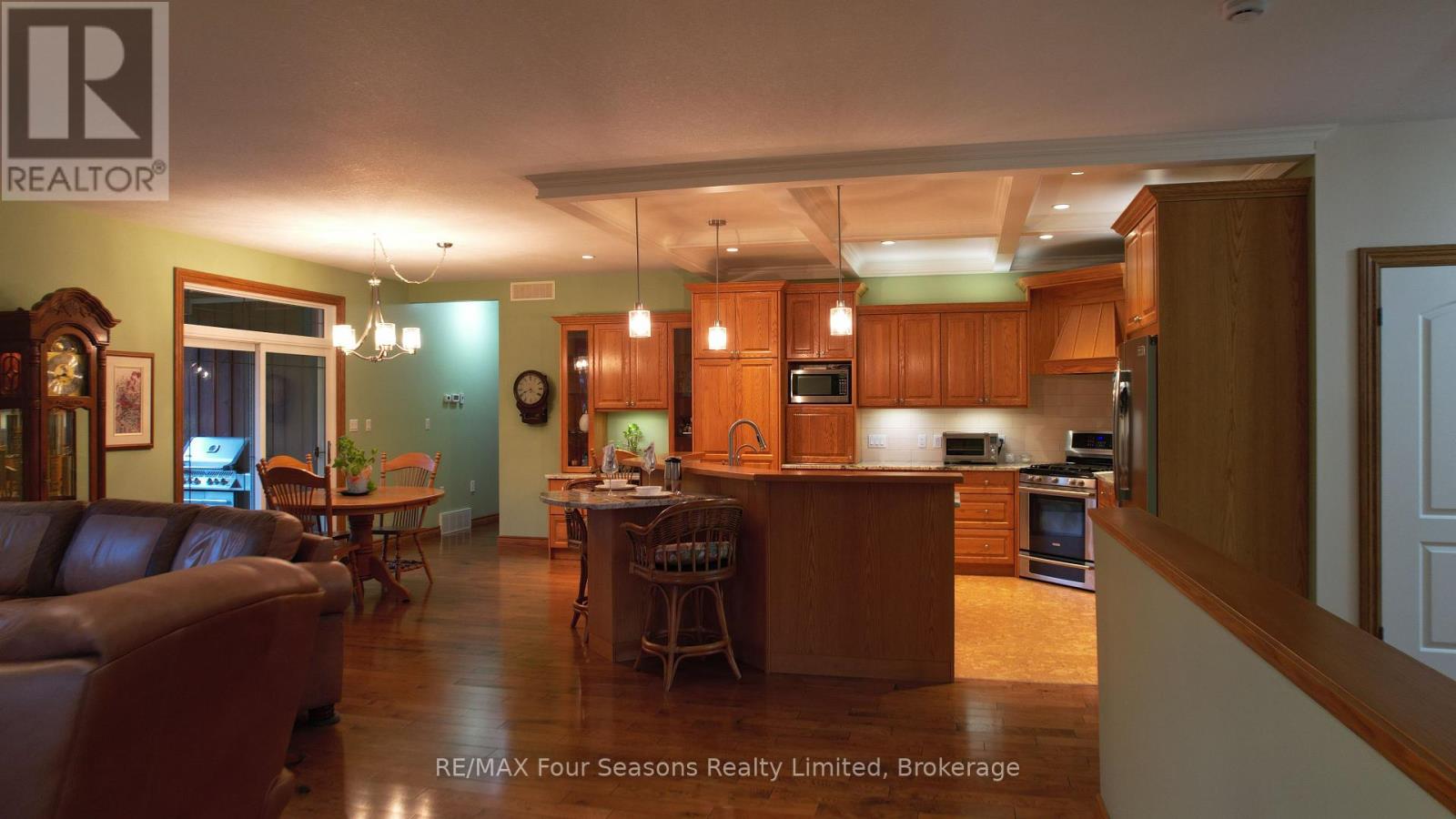 229 S Rankin Street, Saugeen Shores, Ontario  N0H 2L0 - Photo 46 - X13258430