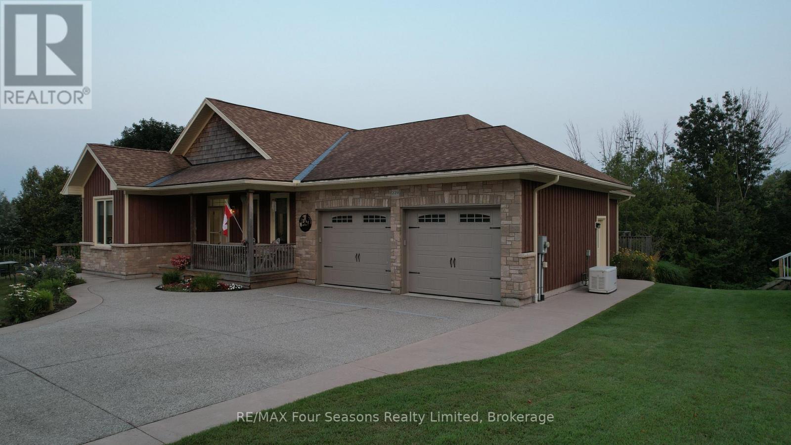 229 S Rankin Street, Saugeen Shores, Ontario  N0H 2L0 - Photo 8 - X13258430