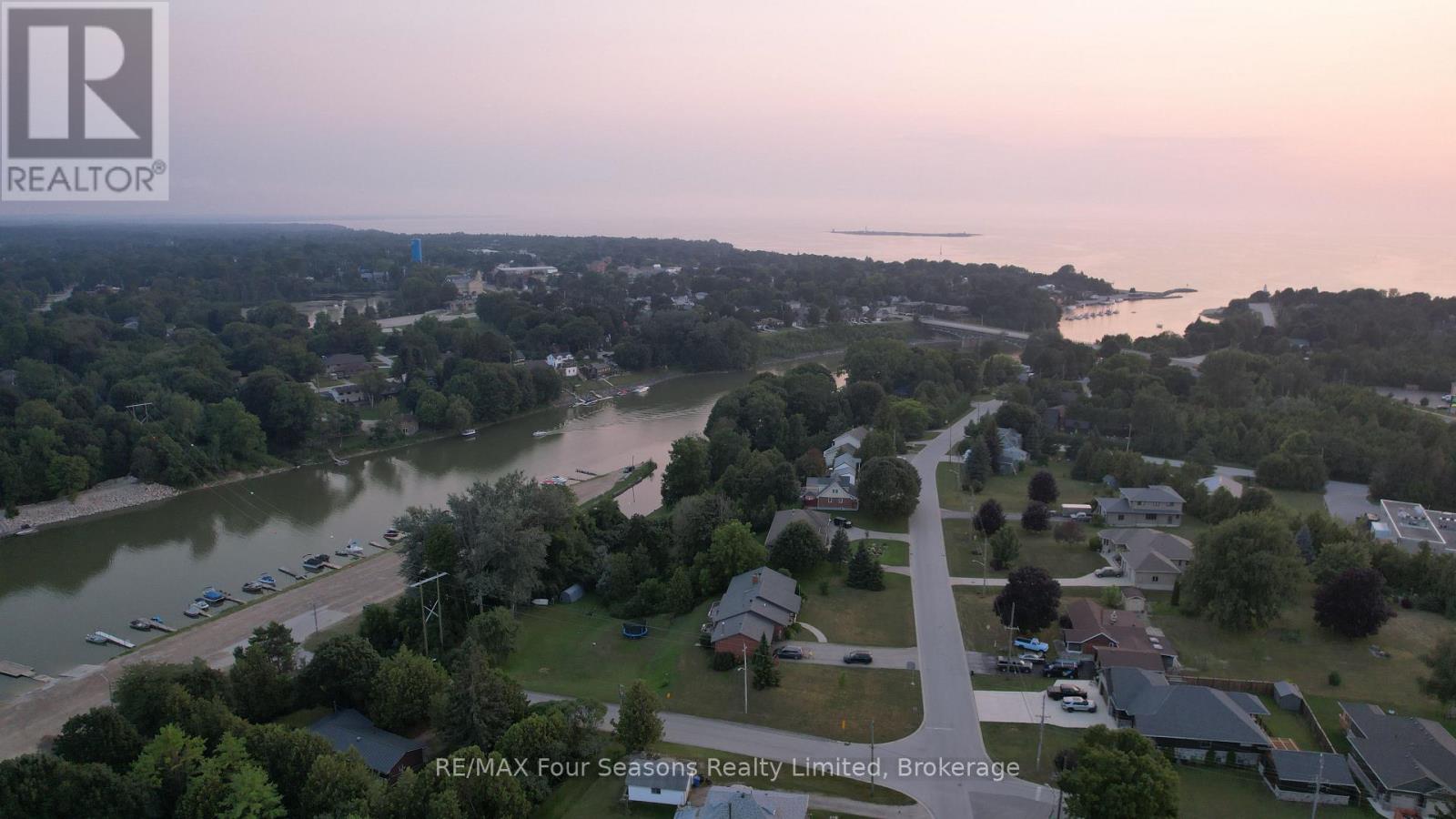 229 S Rankin Street, Saugeen Shores, Ontario  N0H 2L0 - Photo 7 - X13258430