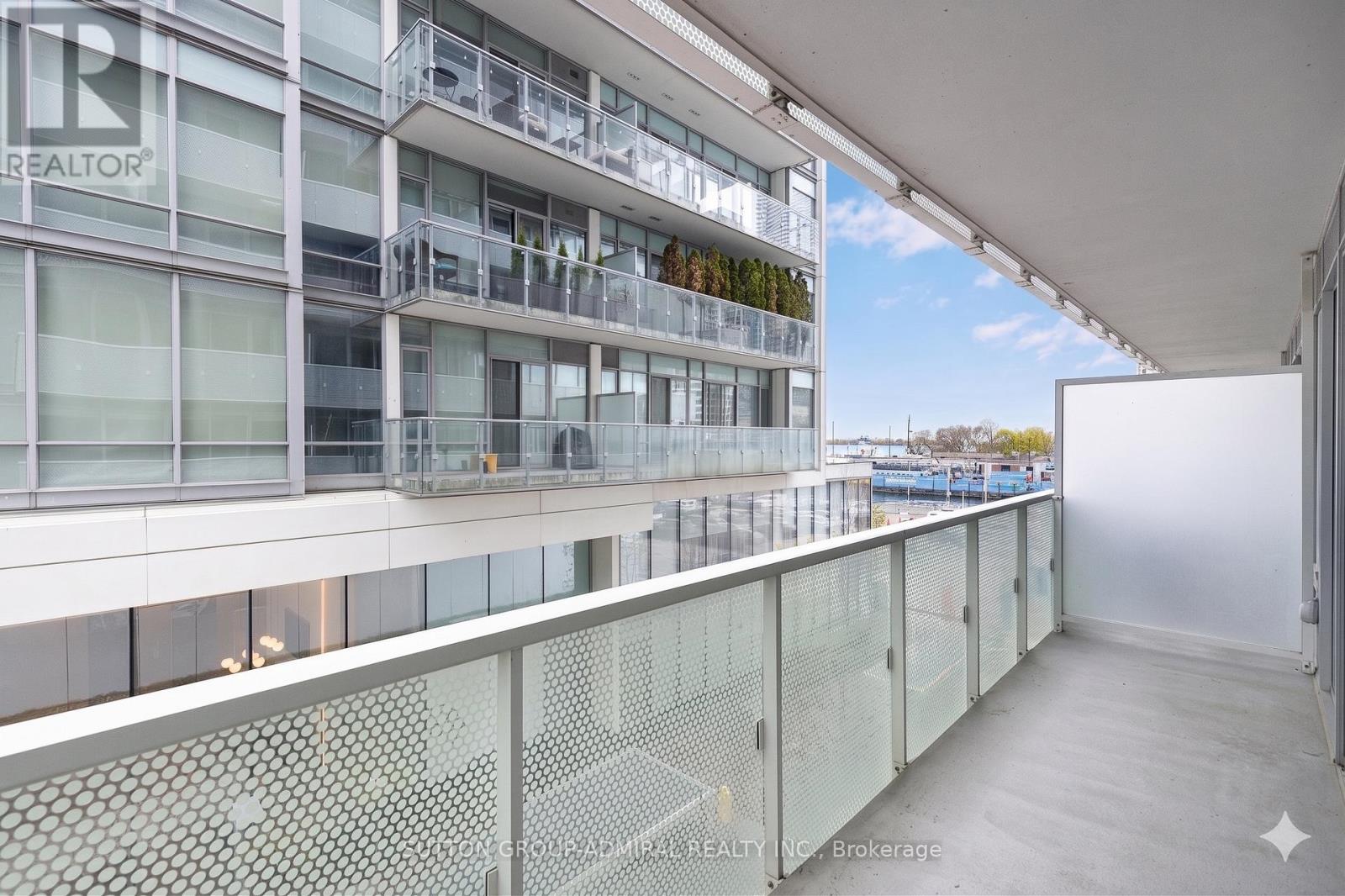 208 - 15 Queens Quay E, Toronto, Ontario M5E 0A5 - Photo 13 - C13669986