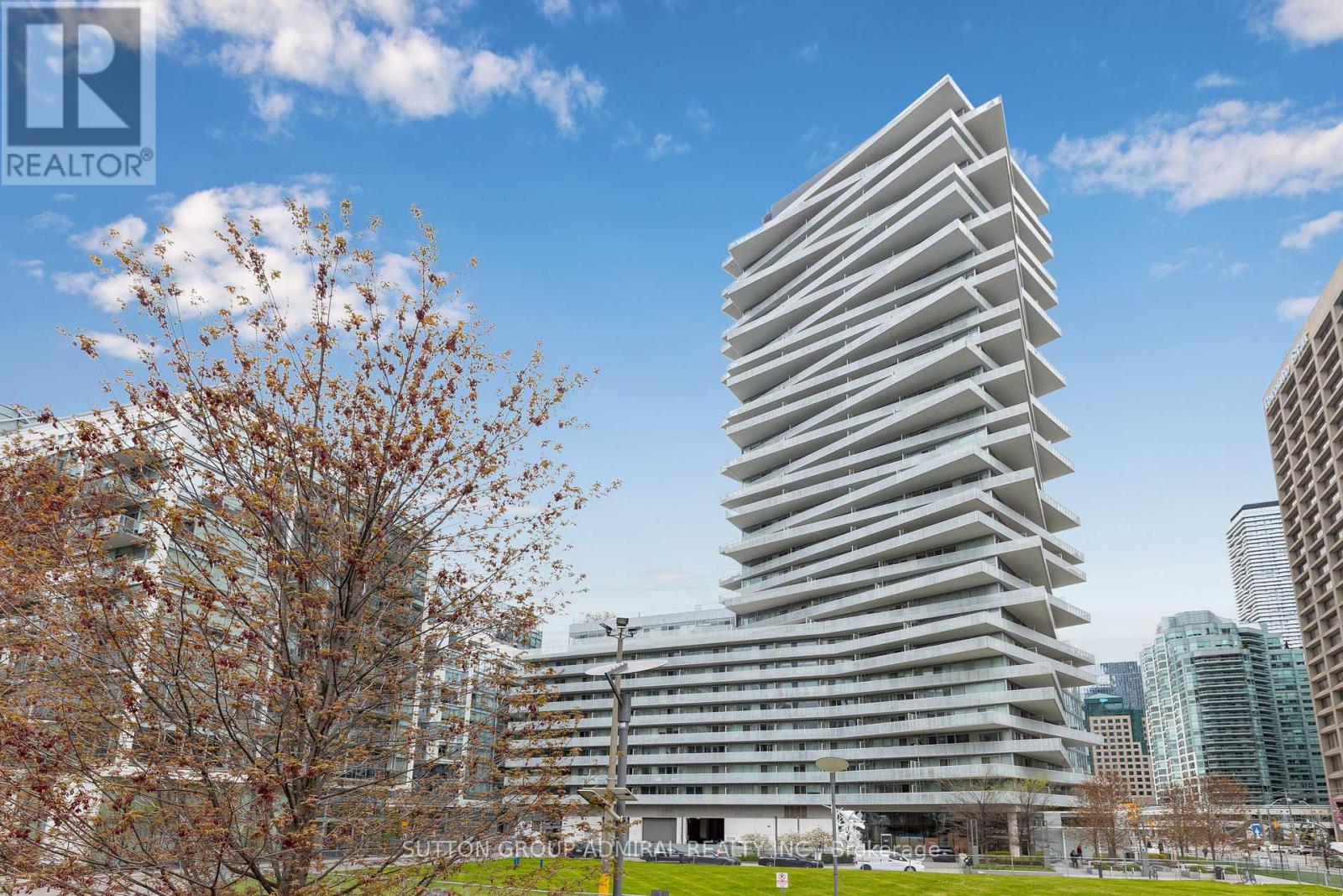 208 - 15 Queens Quay E, Toronto, Ontario M5E 0A5 - Photo 4 - C13669986