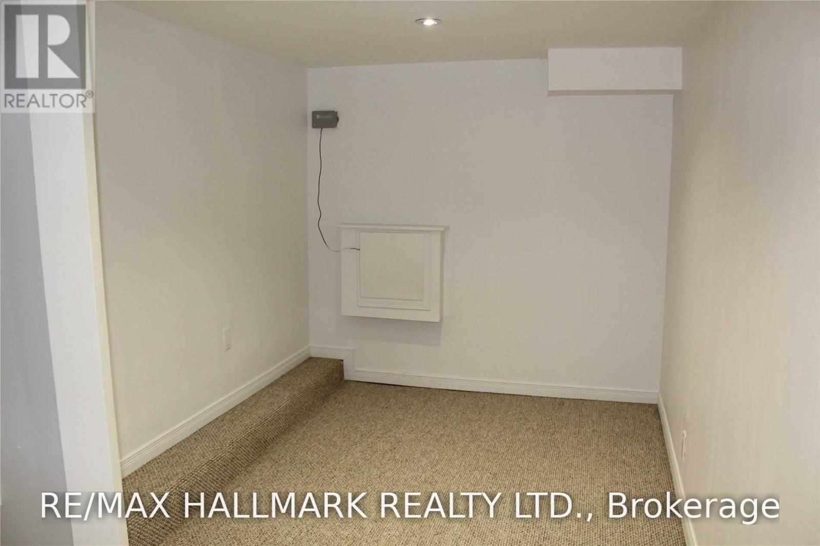 Bsmt - 48 Strathcona Avenue, Toronto, Ontario  M4J 1G8 - Photo 10 - E13669940