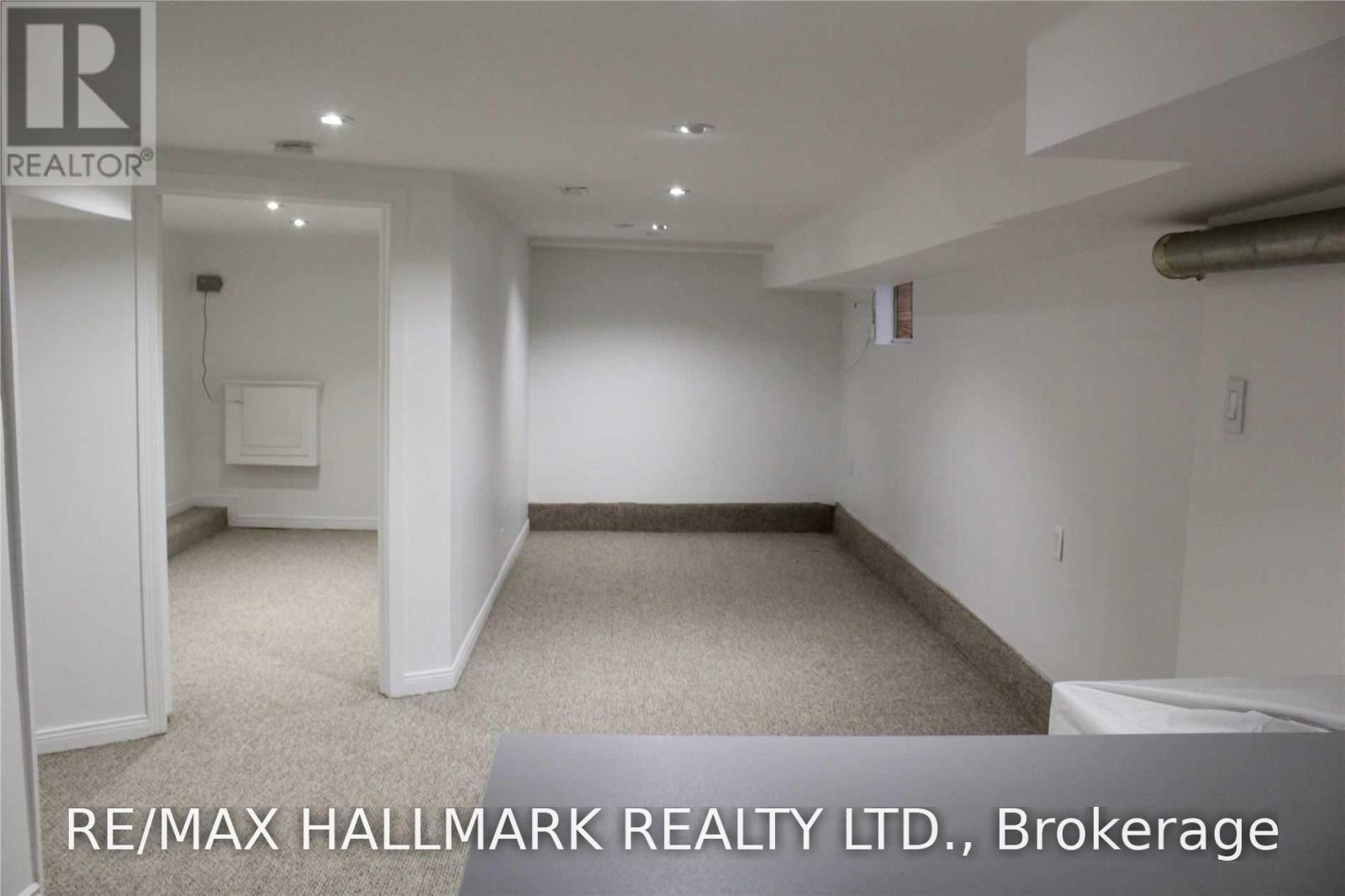Bsmt - 48 Strathcona Avenue, Toronto, Ontario  M4J 1G8 - Photo 7 - E13669940