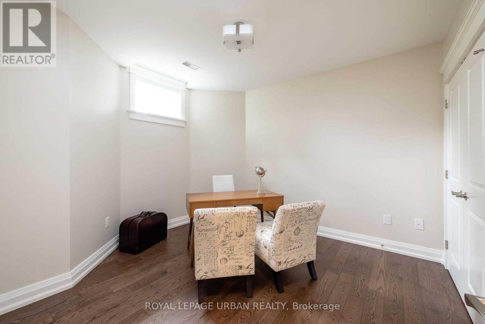 70 Parkview Hill Crescent, Toronto, Ontario  M4B 1R4 - Photo 31 - E13669968
