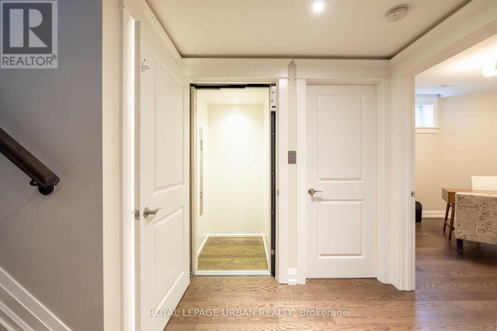 70 Parkview Hill Crescent, Toronto, Ontario  M4B 1R4 - Photo 38 - E13669972