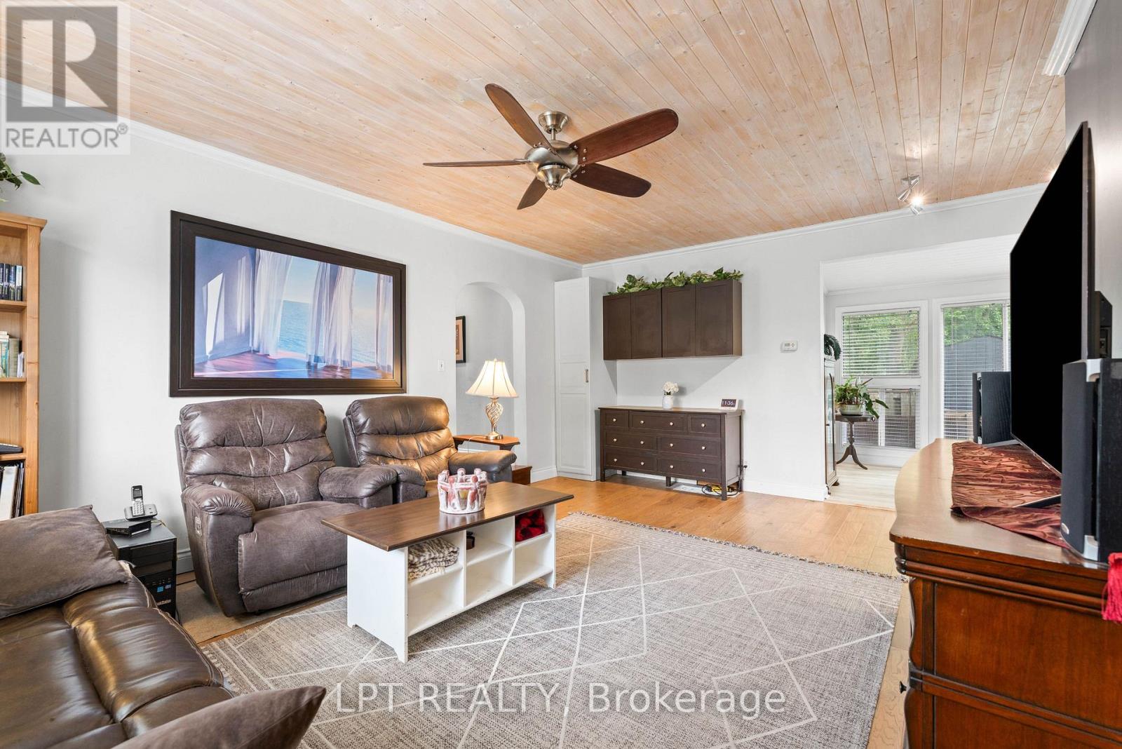 427 Lake Drive E, Georgina, Ontario  L0E 1S0 - Photo 10 - N13669858