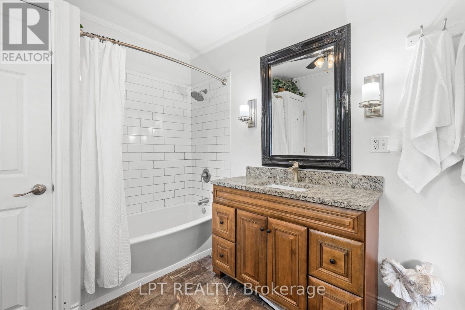 427 Lake Drive E, Georgina, Ontario  L0E 1S0 - Photo 28 - N13669858