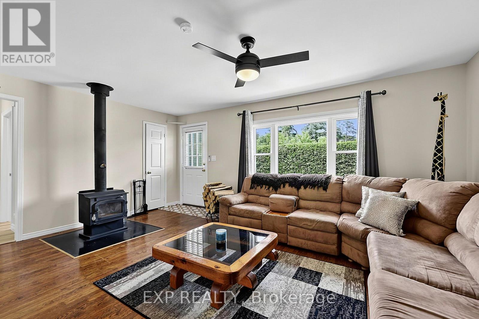148 Queen Street, Essa, Ontario  L0M 1B0 - Photo 4 - N13669982