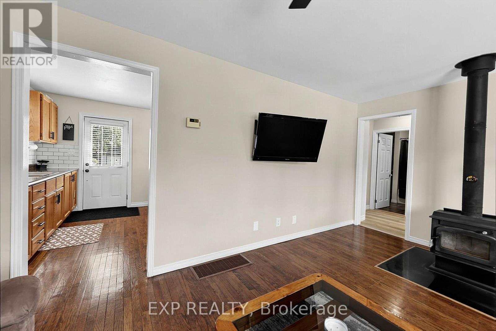 148 Queen Street, Essa, Ontario  L0M 1B0 - Photo 6 - N13669982