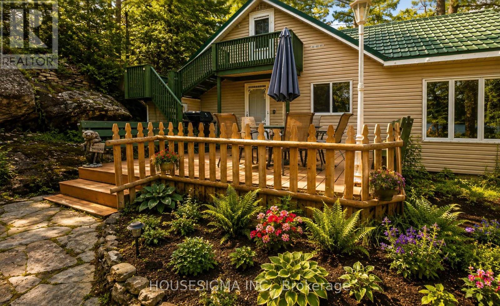 8122 Laidlaw Avenue, Ramara, Ontario  L0K 2B0 - Photo 1 - S13669874