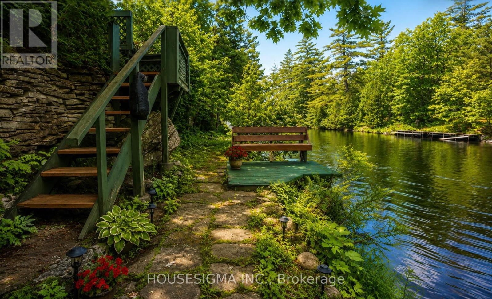 8122 Laidlaw Avenue, Ramara, Ontario  L0K 2B0 - Photo 4 - S13669874