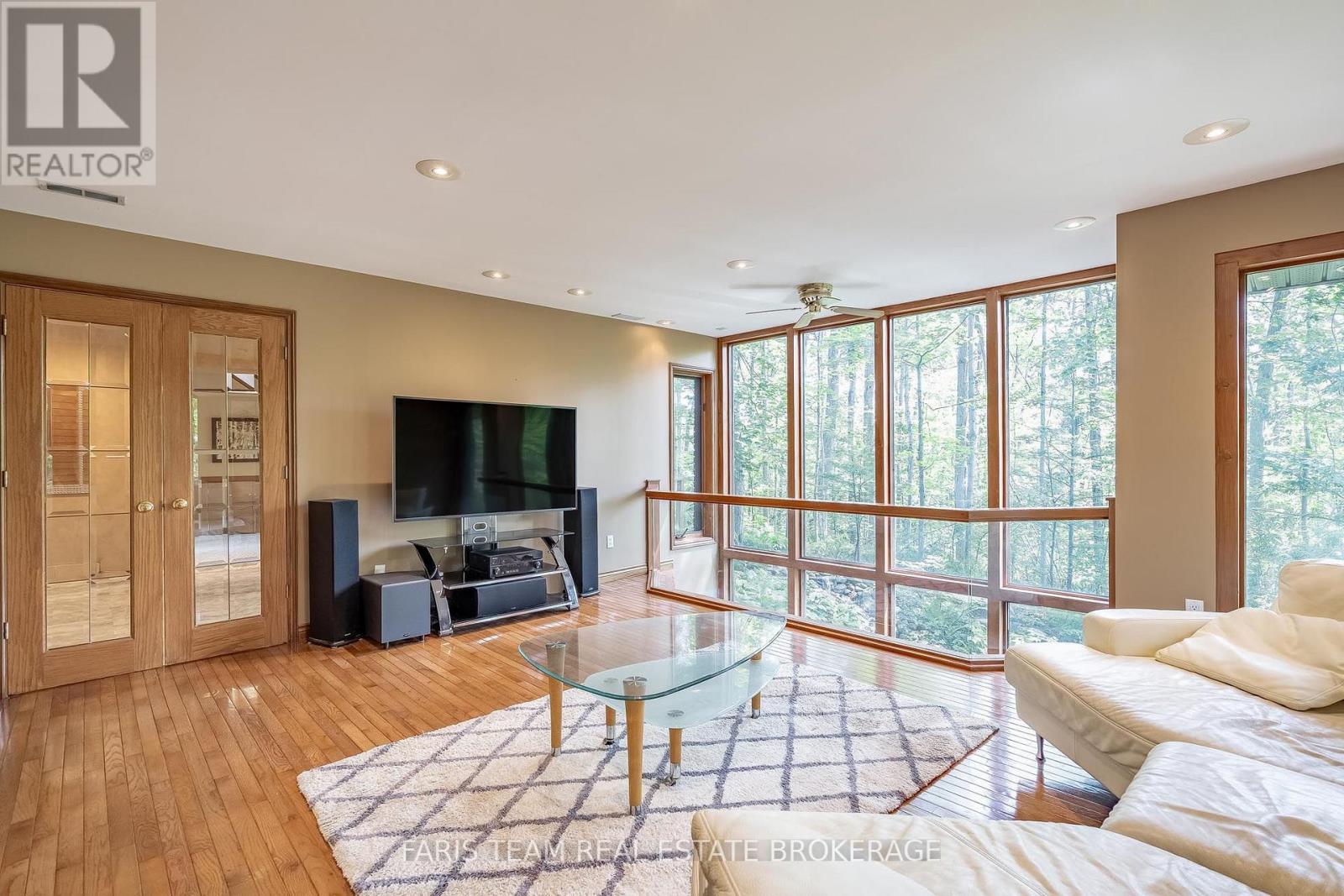 15 Scottdale Drive, Oro-Medonte, Ontario L0L 1T0 - Photo 16 - S13669914