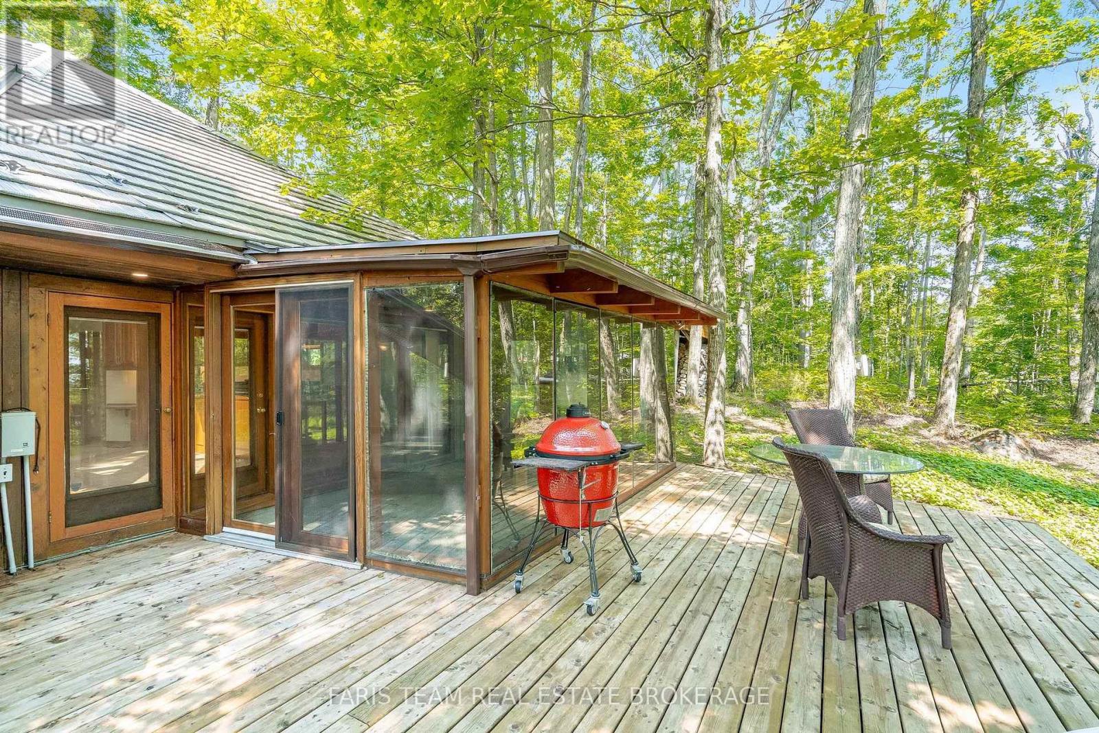 15 Scottdale Drive, Oro-Medonte, Ontario L0L 1T0 - Photo 41 - S13669914